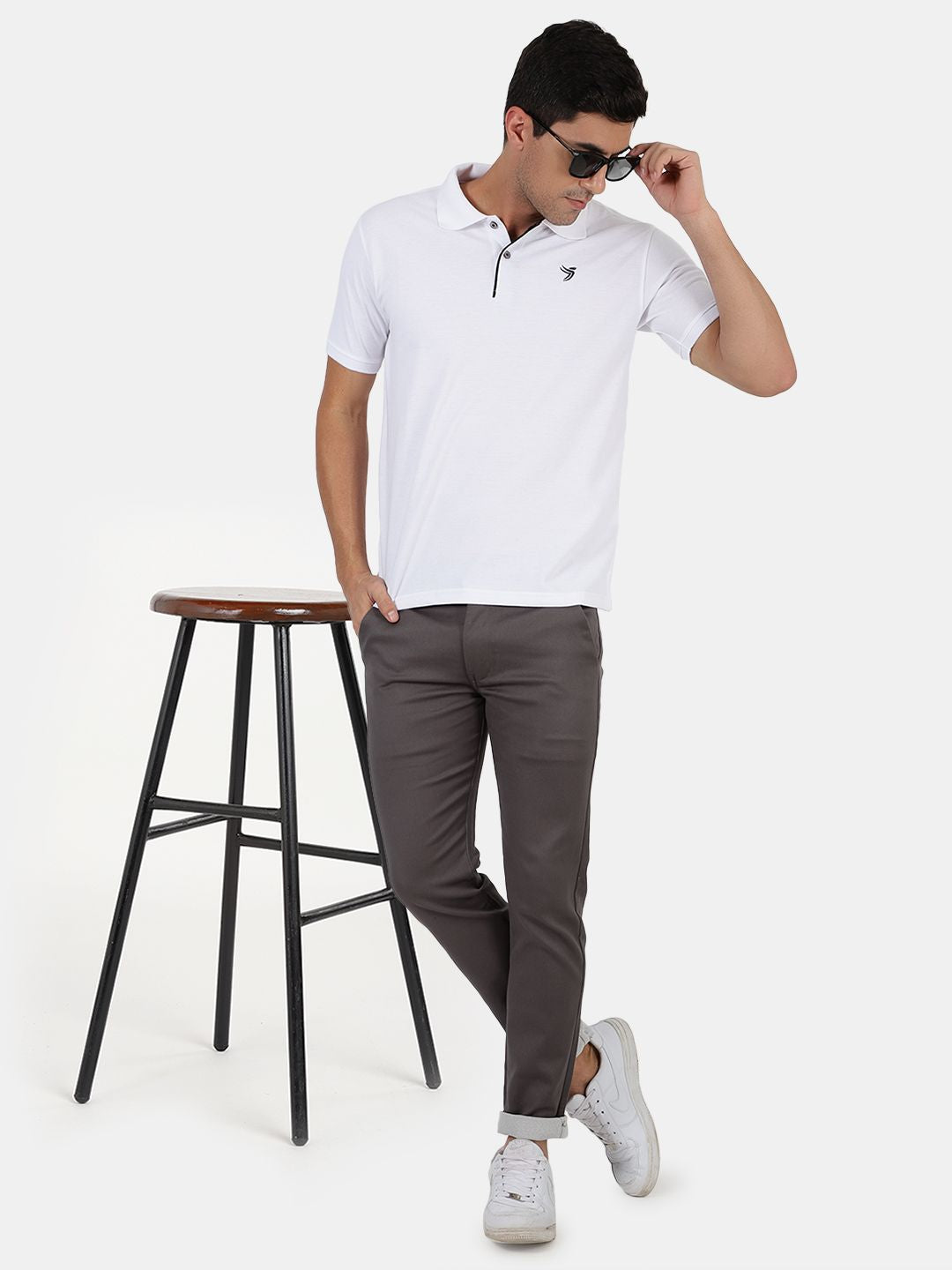 Mentoos Men Poly Cotton Solid Regular Fit Collar Neck Half Sleeves Polo T-Shirt White Mentoos